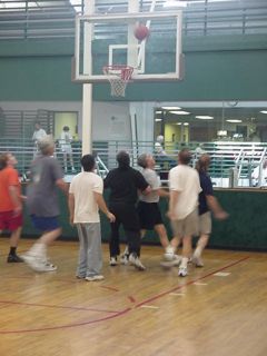 basket2.jpg (15600 bytes)